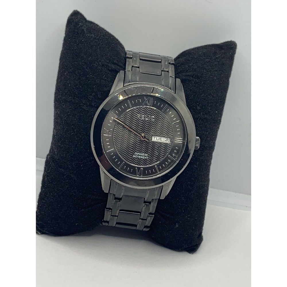 Relic ZR12053 Men's Silver Stainless Steel Analog Gray Dial Quartz Watch JD360